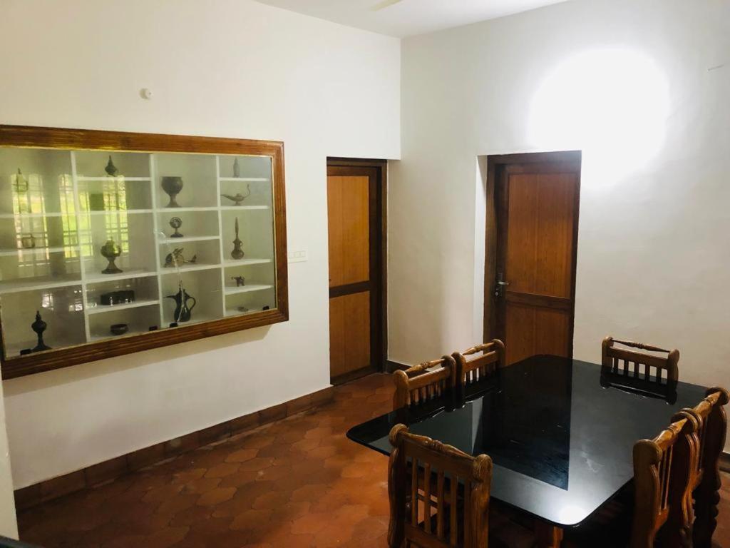 H Villa Nilambur Экстерьер фото